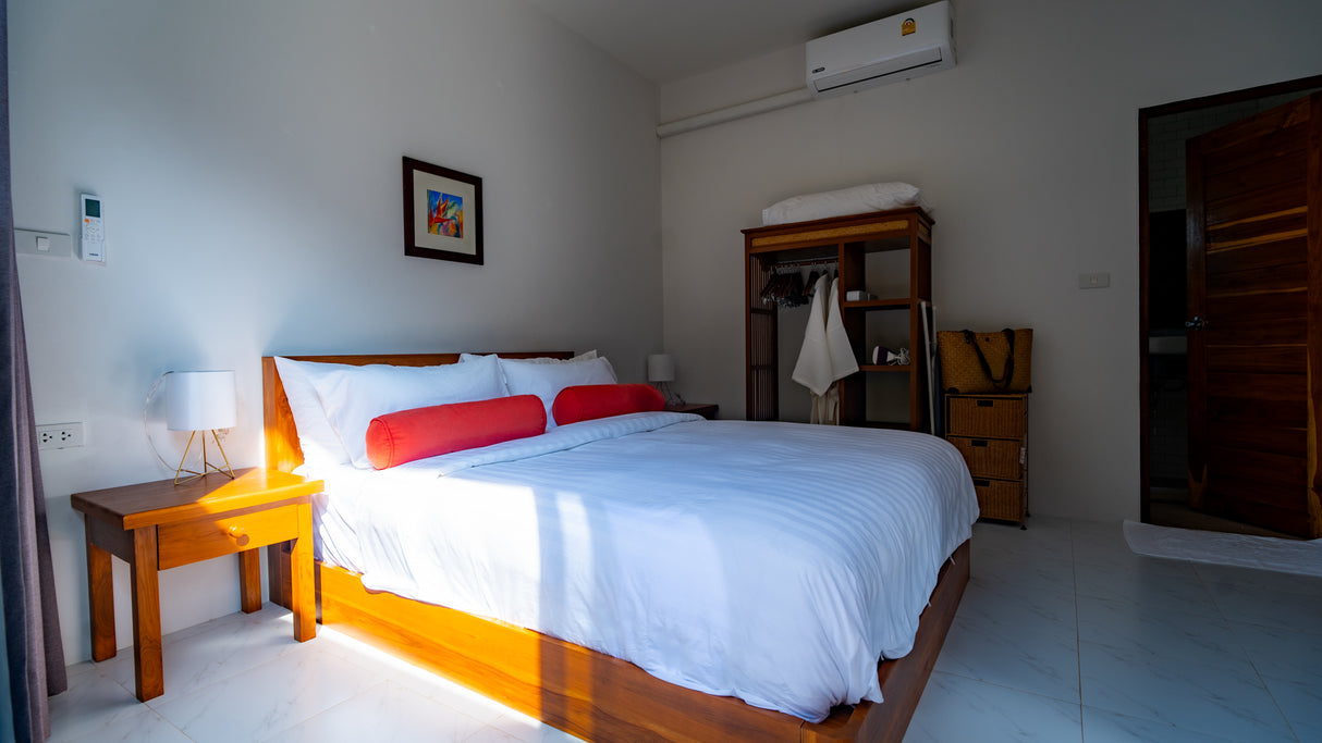 Dalah Pool House / month