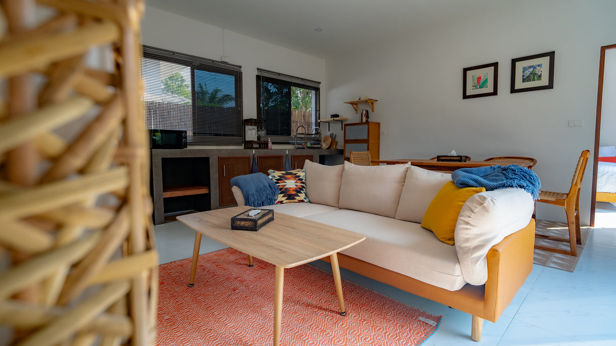 Dalah Pool House / month