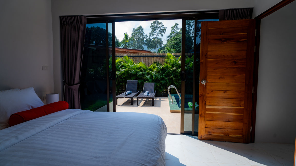 Dalah Pool House / month