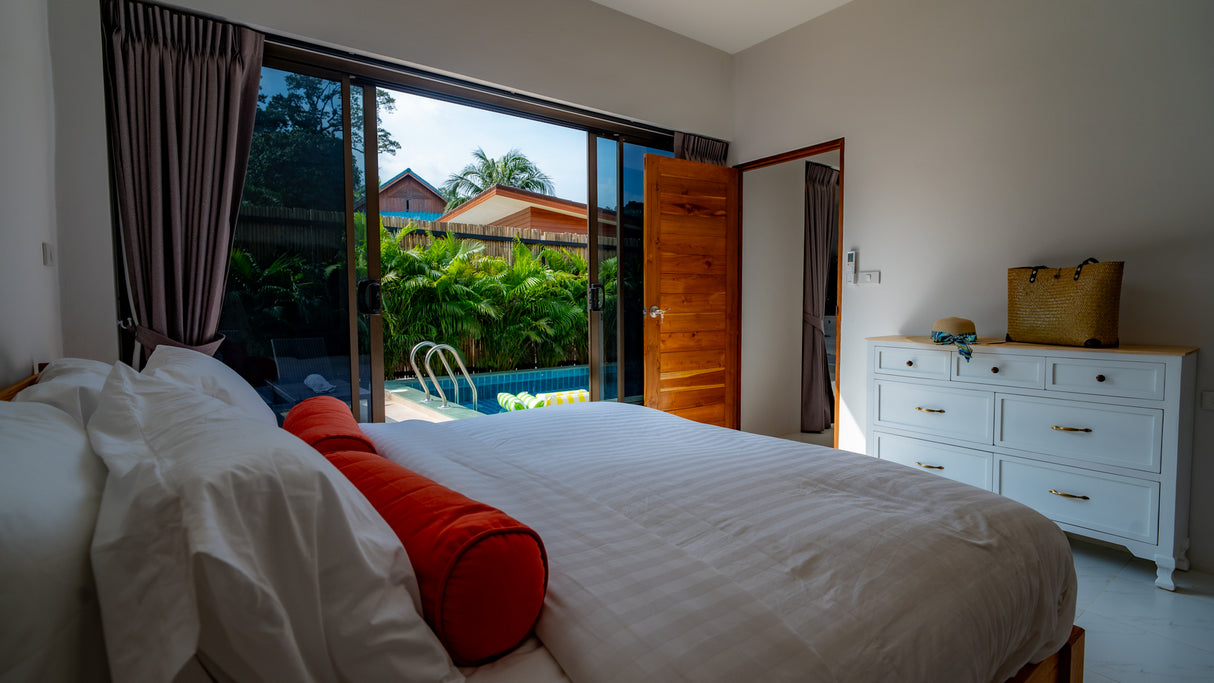 Dalah Pool House / month