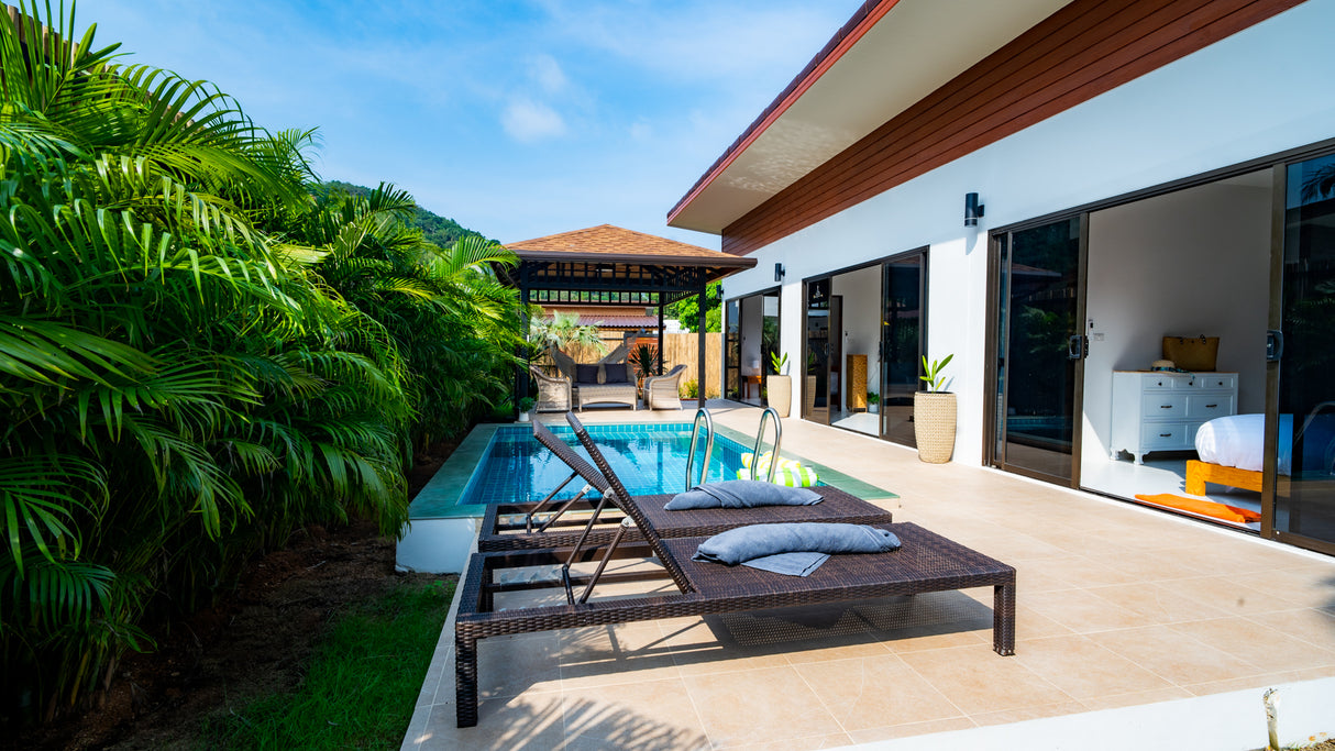 Dalah Pool House / month