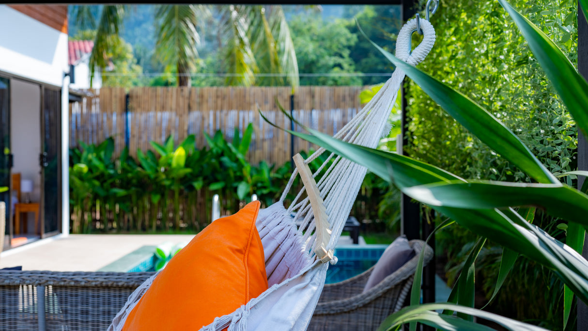 Dalah Pool House / month