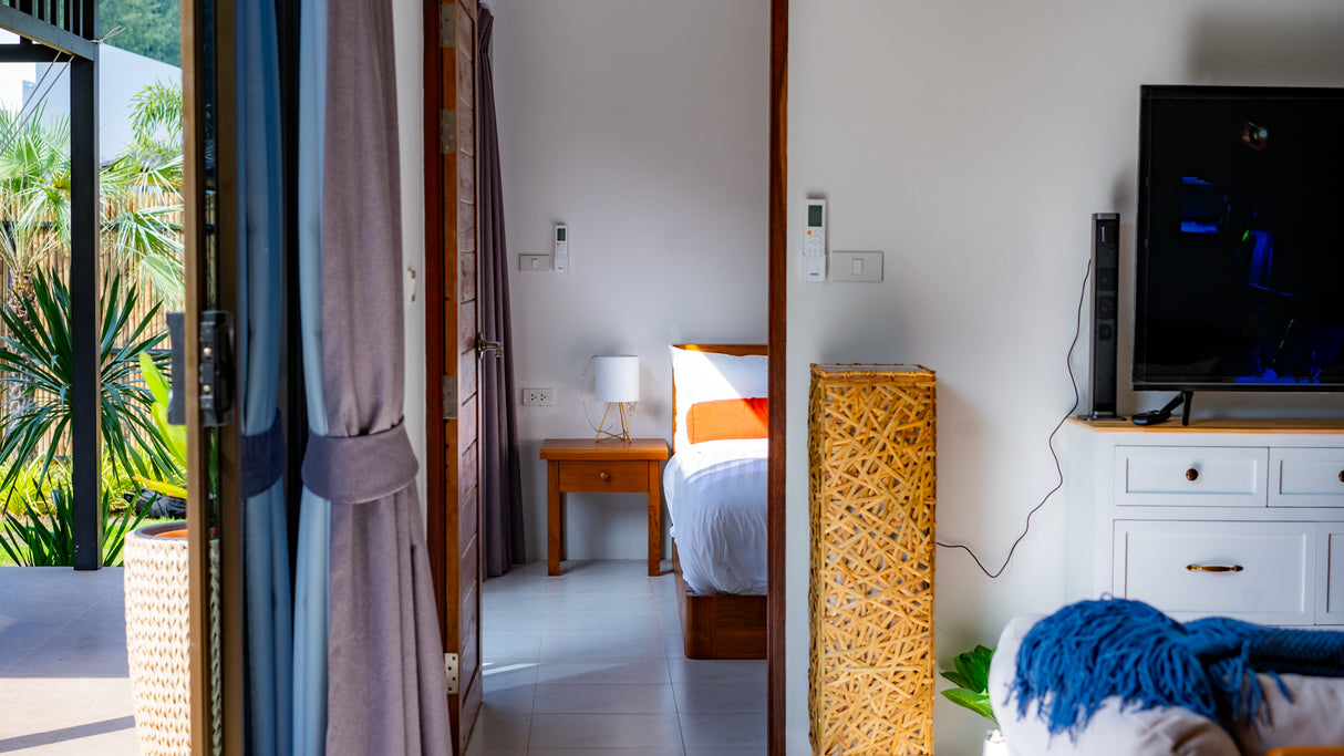 Dalah Pool House / month