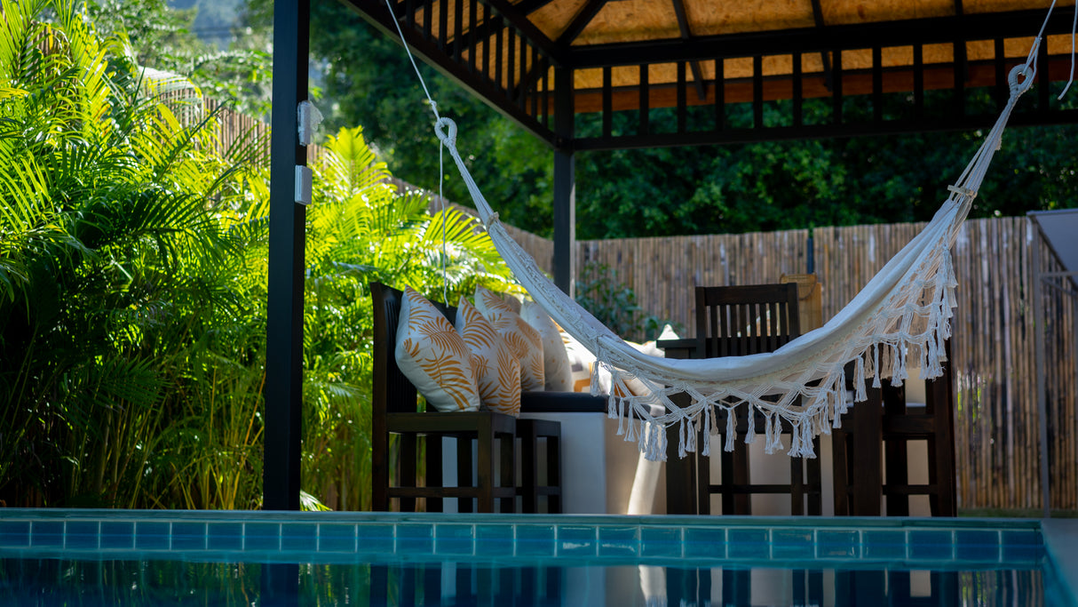 Tamarin Pool house / month