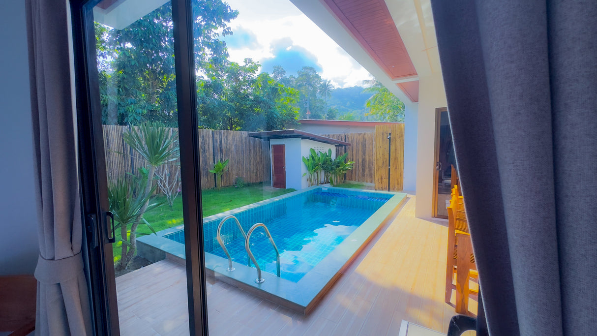 White Orchid Pool House / month