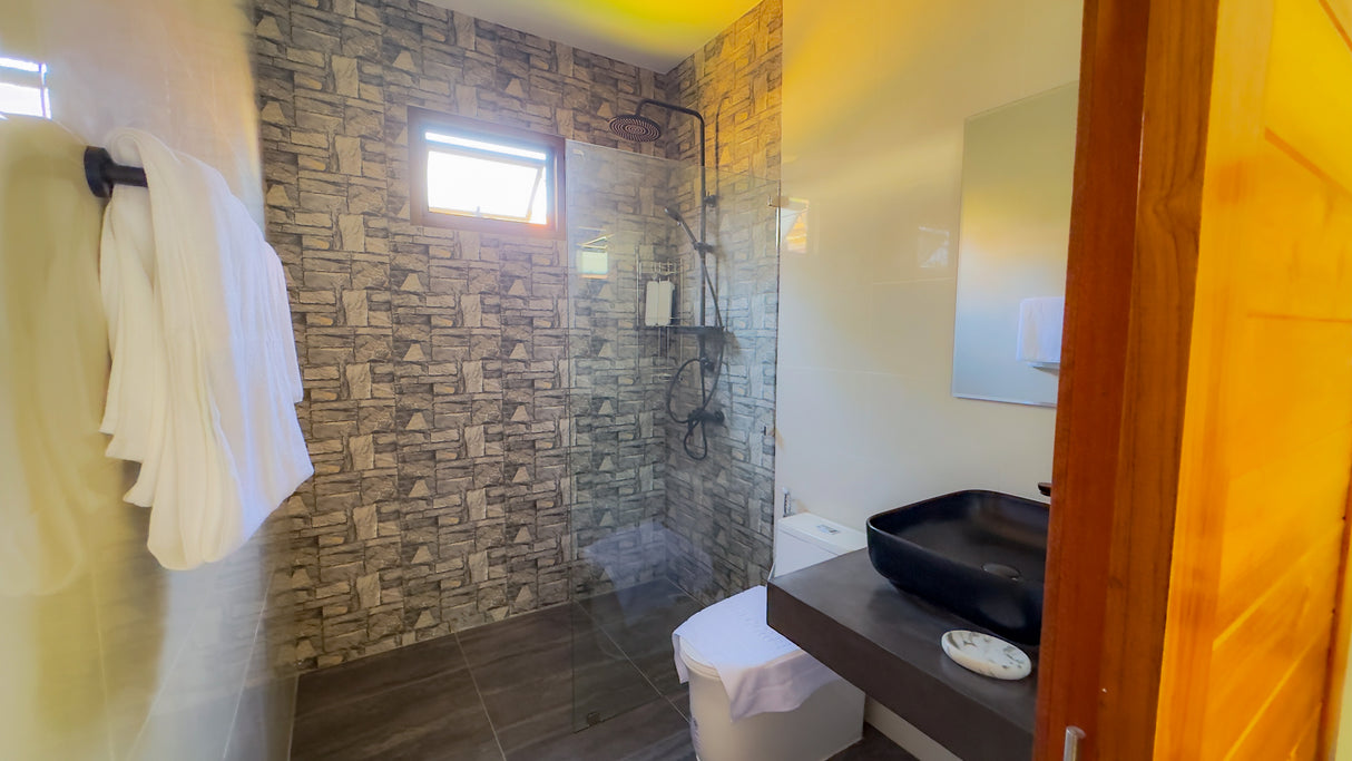 White Orchid Pool House / month