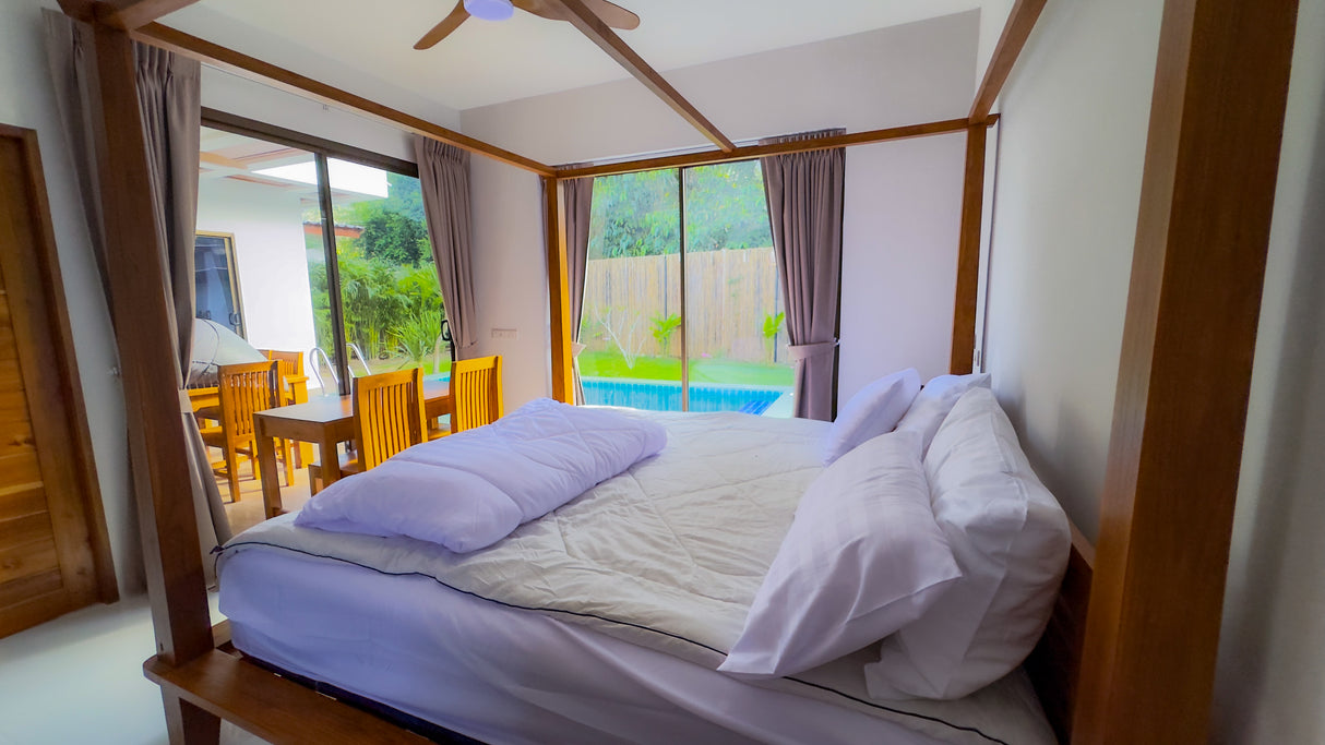 White Orchid Pool House / month