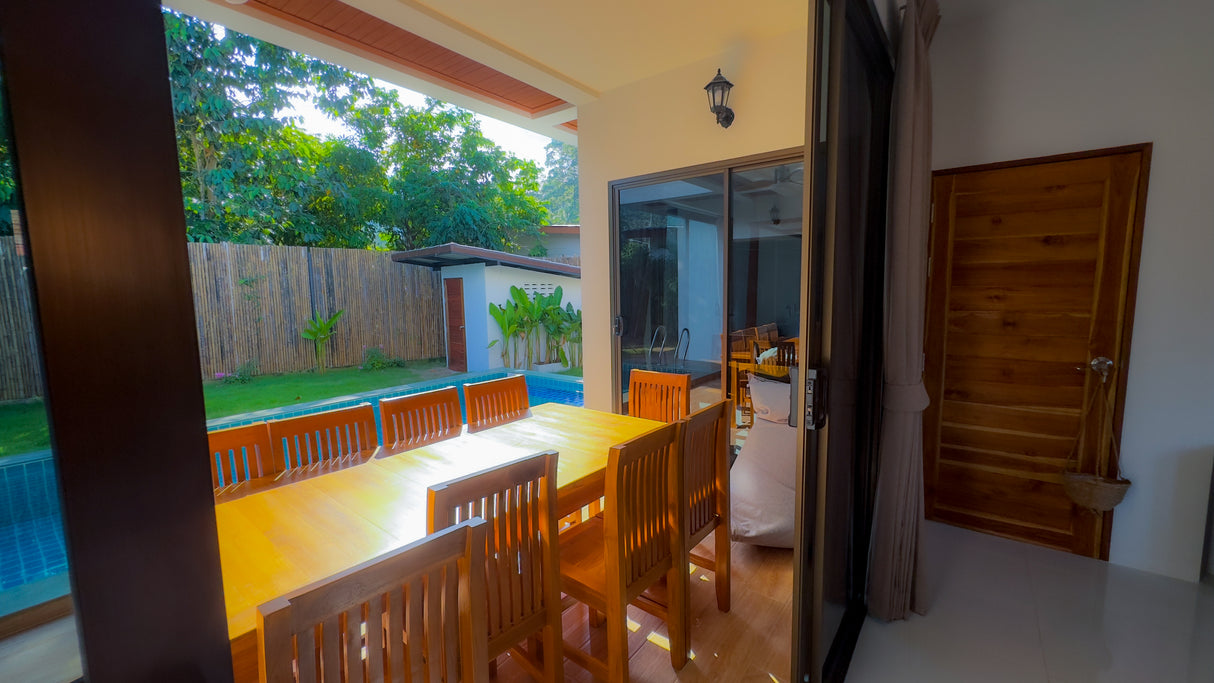 White Orchid Pool House / month