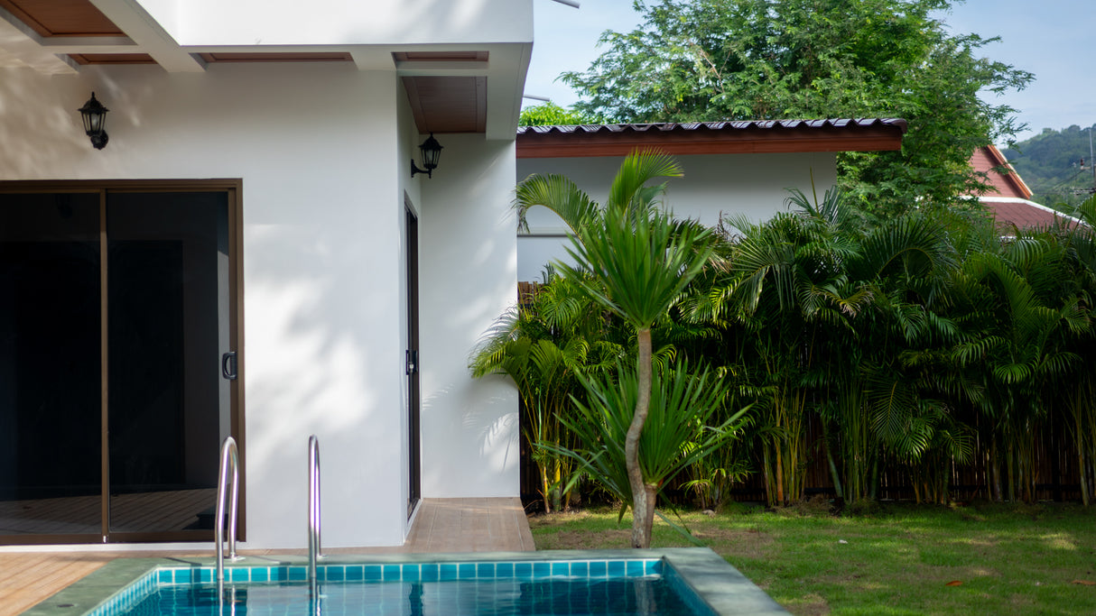 White Orchid Pool House / month