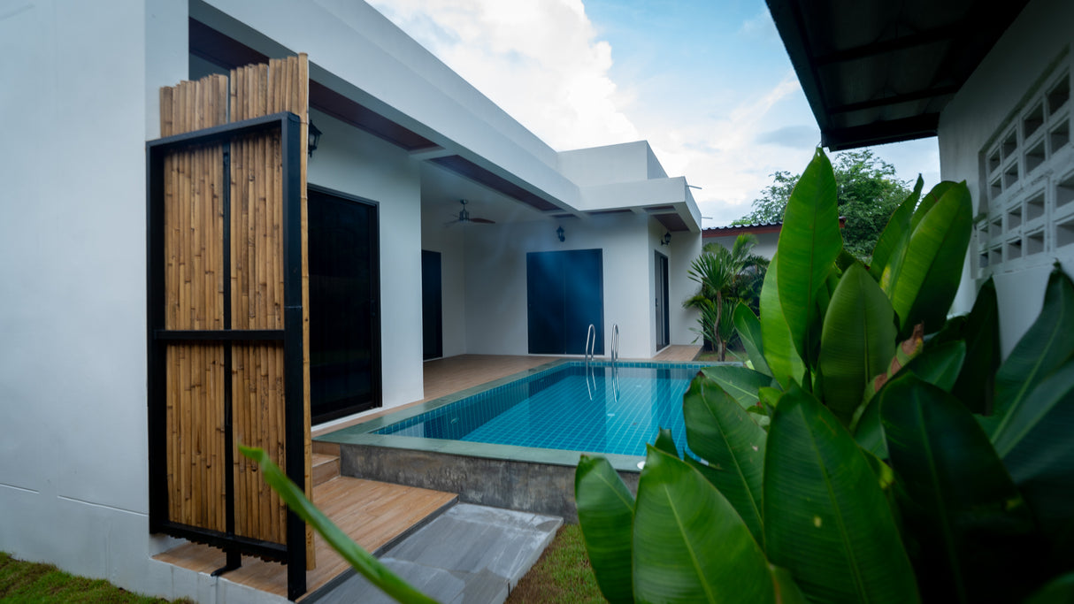 White Orchid Pool House / month