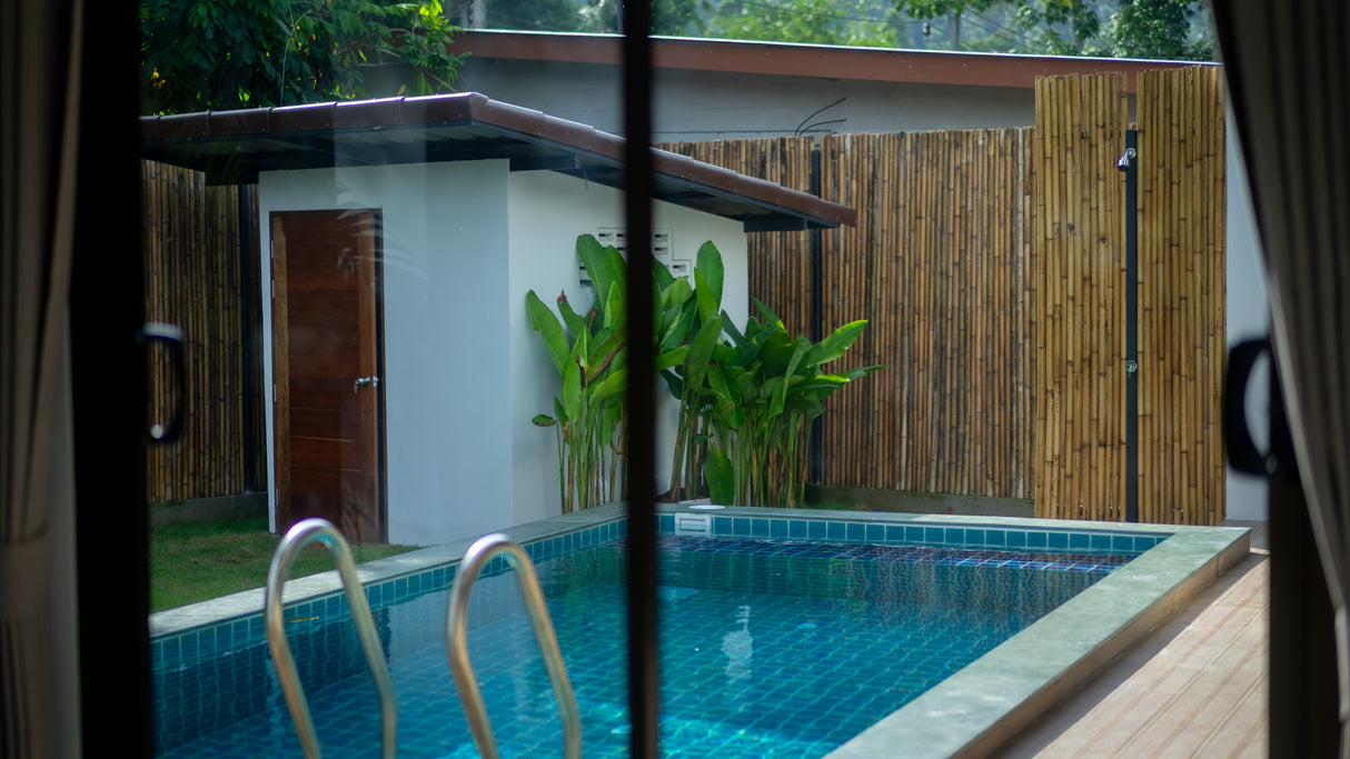 White Orchid Pool House / month