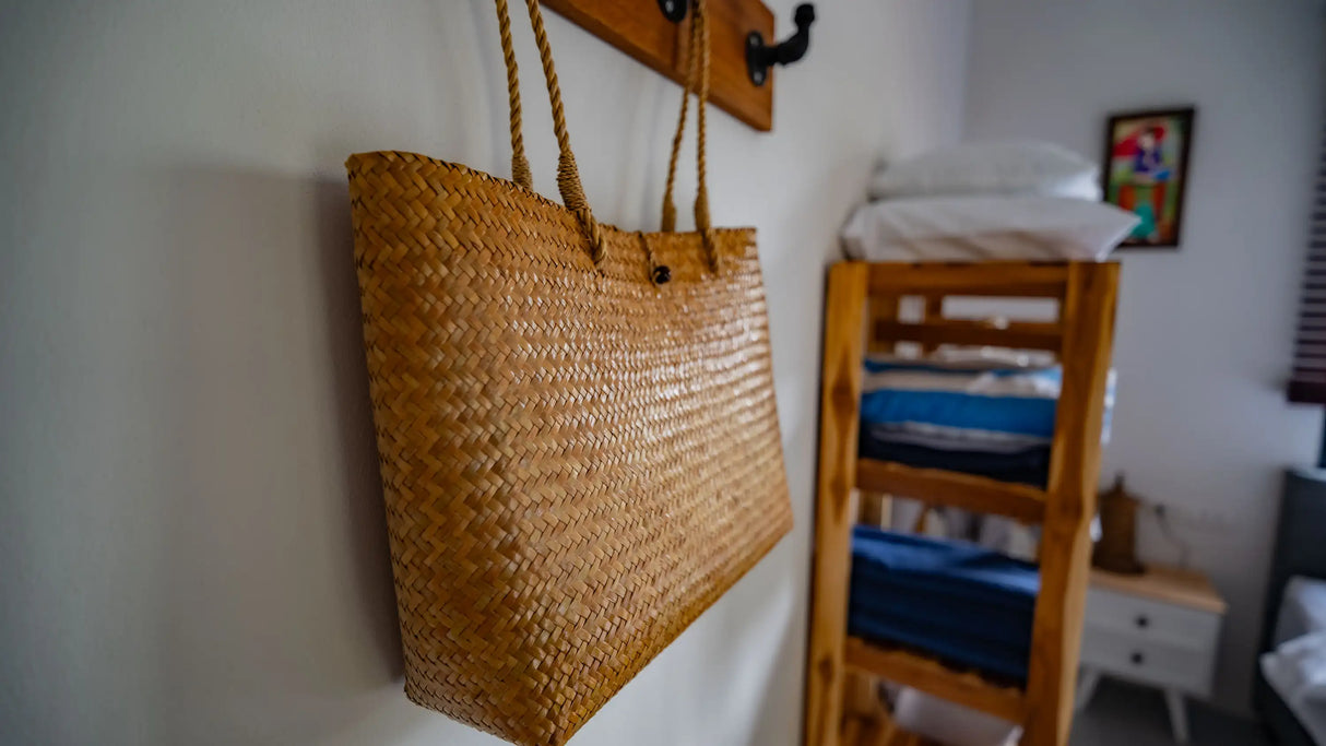 Lotus Pool house / month